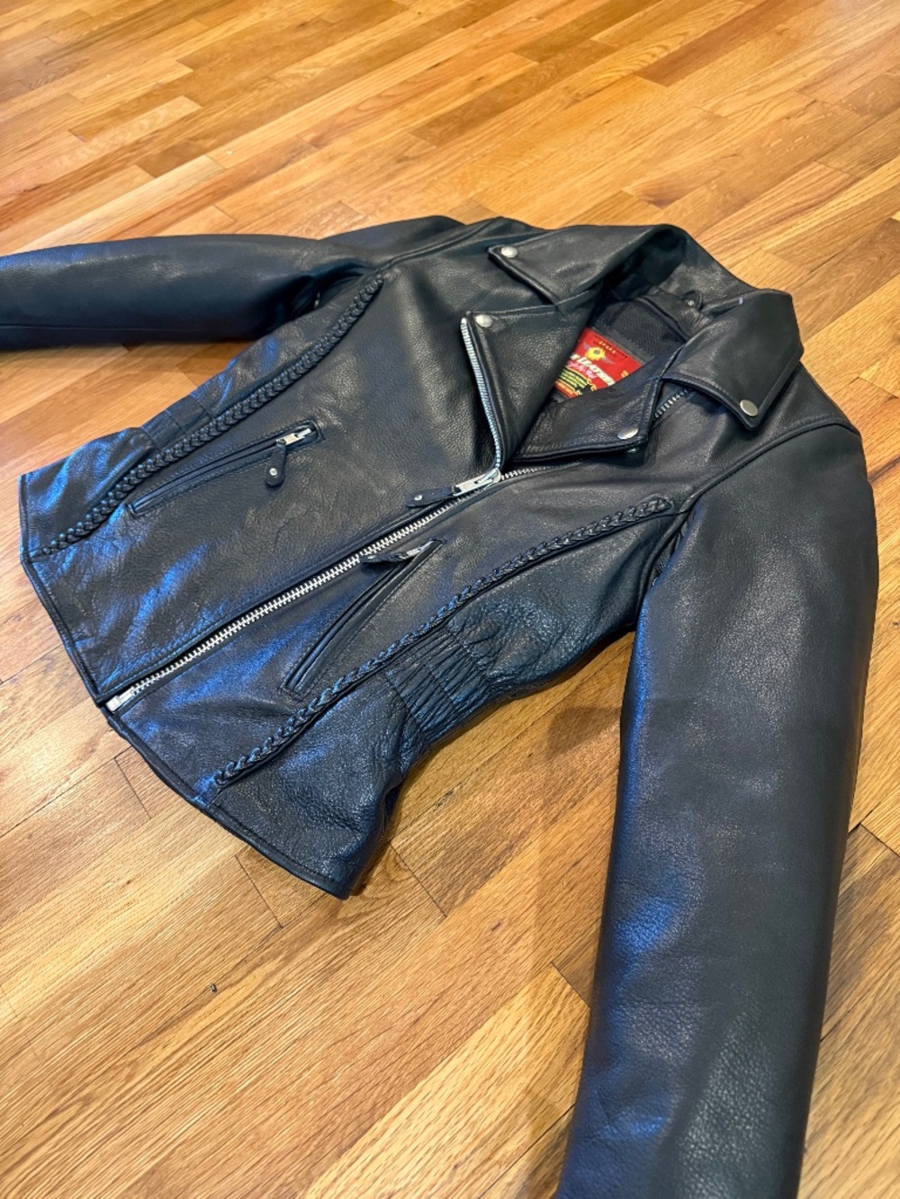 Vintage Eagle Leather Motorcycle Coat Women’s Small Bomber Jacket Zip Out Liner.